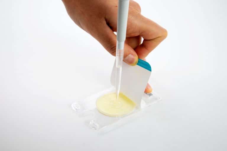 Pipetting sample onto Peel Plate